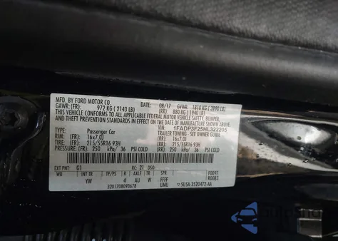 2017 Ford Focus Se z USA, uszkodzony, nr VIN 1FADP3F25HL322205